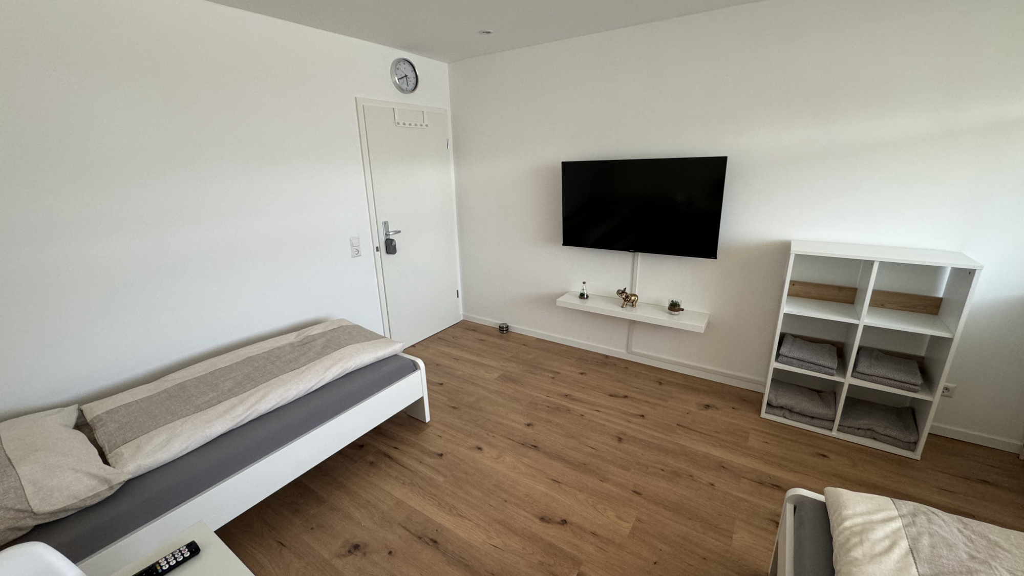 Zimmer Berlin - Seitenansicht mit Betten